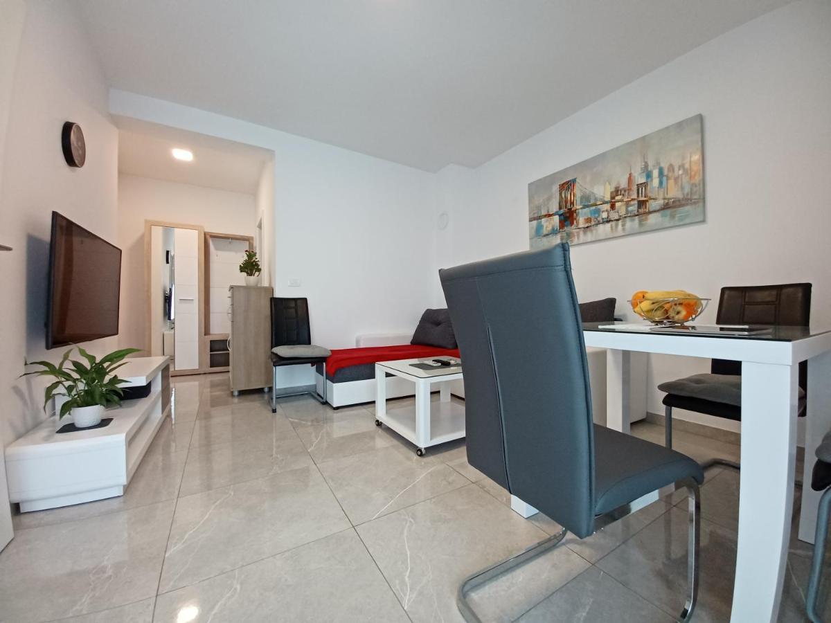 Apartments Leon 2 Novigrad  Luaran gambar